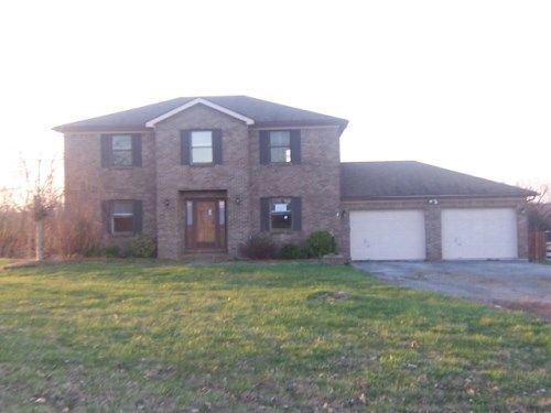 220 Hialeah Dr, Coxs Creek, KY 40013