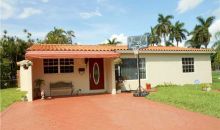 919 NE 2ND CT Hallandale, FL 33009