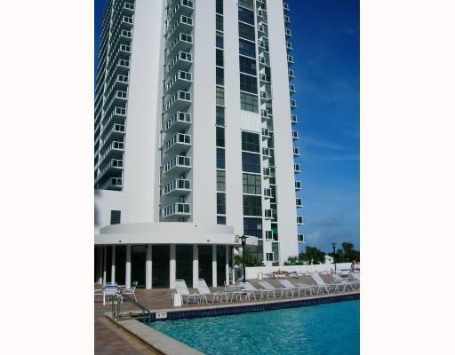 20515 E COUNTRY CLUB DR # 346, Miami, FL 33180