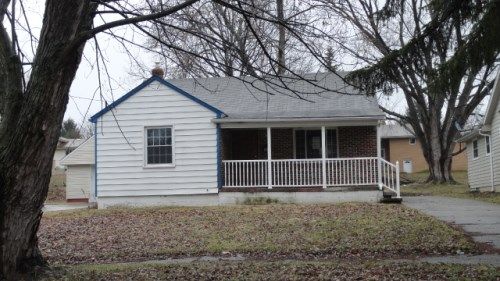 553 6th St, Campbell, OH 44405