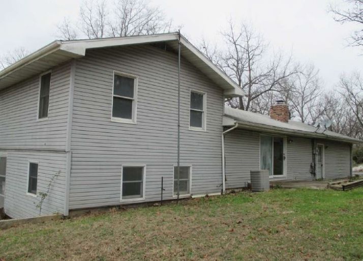 32246 Barclay Loop, Warsaw, MO 65355