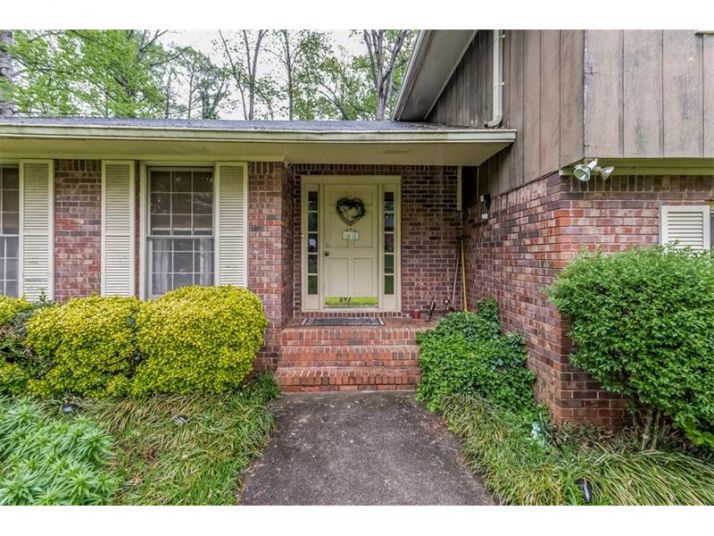 546 Hammett Drive, Decatur, GA 30032