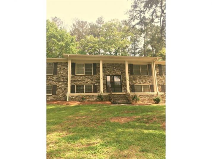 207 Cedar Drive, Peachtree City, GA 30269