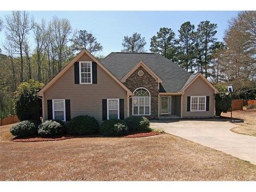 674 Weaver Falls Court, Loganville, GA 30052