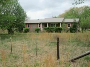 2848 Wayside Rd, Manchester, TN 37355