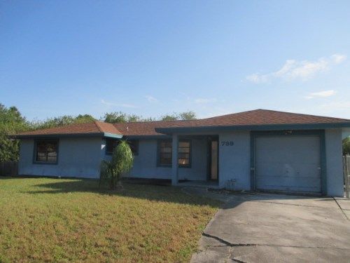 799 NW Placid Ave, Port Saint Lucie, FL 34983