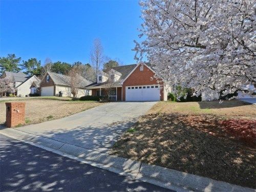 1045 Sunny Field Court, Lawrenceville, GA 30043