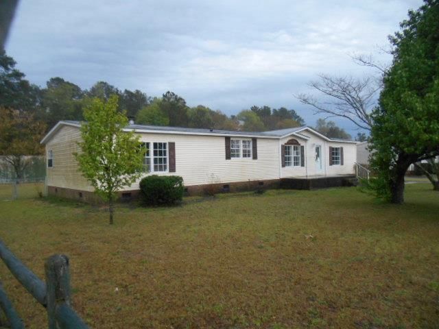 820 Magyar St, Stedman, NC 28391