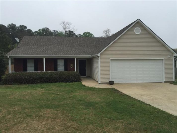 4230 Willow Springs Drive, Loganville, GA 30052