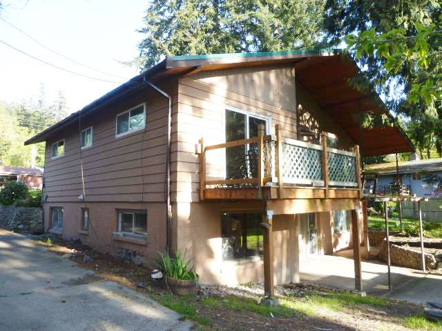 17084 Park Ave, Mount Vernon, WA 98274