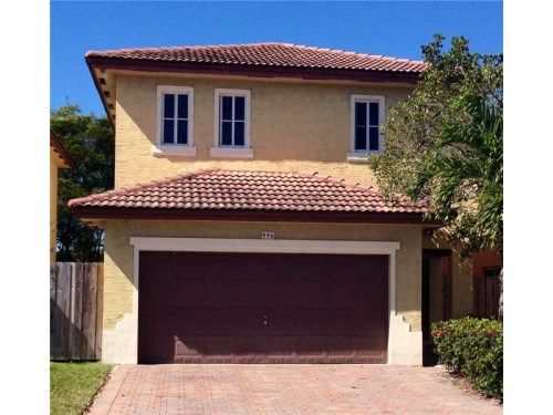 996 NE 41 TE, Homestead, FL 33033