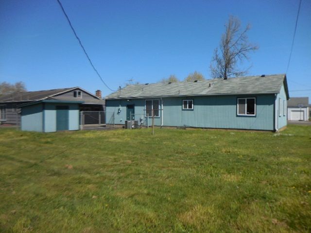 512 32nd Street, Springfield, OR 97478