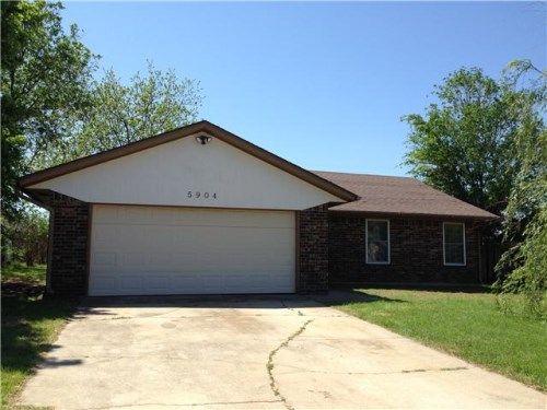 5904 SE 8th St, Oklahoma City, OK 73110