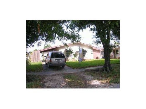 229 NE 1 TE, Dania, FL 33004