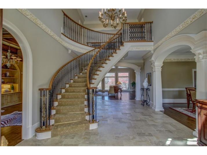 9390 Colonnade Trail, Alpharetta, GA 30022