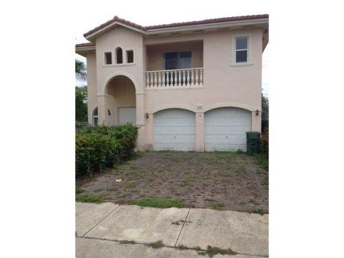 963 NE 17 TE, Homestead, FL 33033