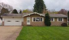 2720 Brouse St NW Uniontown, OH 44685