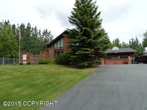 5261 E Shennum Drive, Wasilla, AK 99654