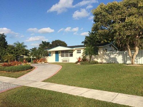 27663 SW 163 CT, Homestead, FL 33031