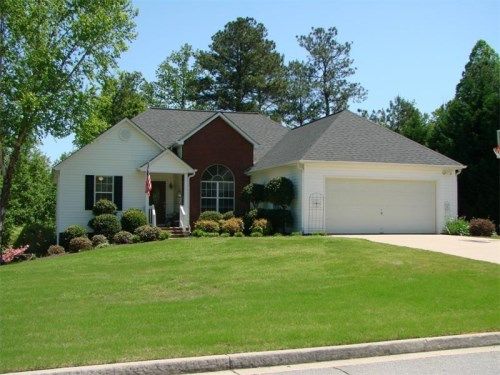 4350 Lexington Ridge Drive, Loganville, GA 30052