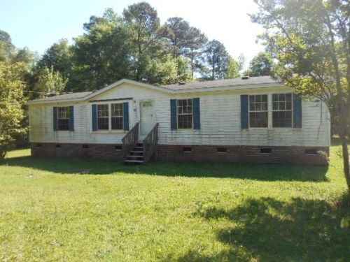 30 Eagle Rd, Clinton, NC 28328