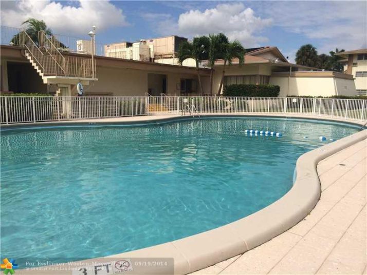 1355 NE 167th St # 307, Miami, FL 33162