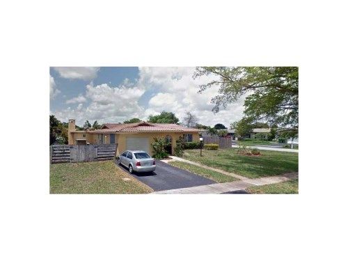 10801 NW 17 PL, Hollywood, FL 33026