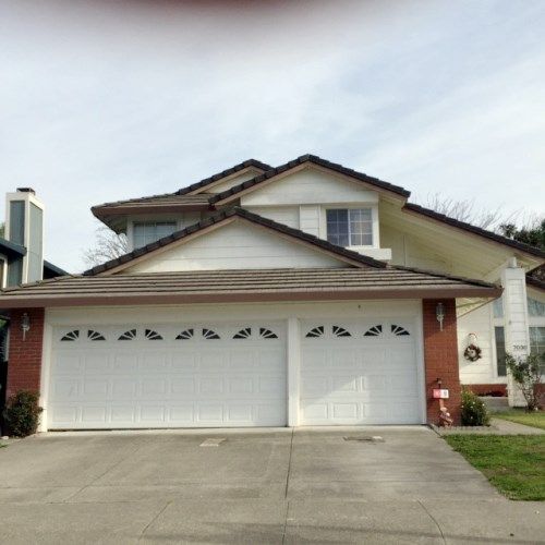 7036 Edinburgh Ct, Windsor, CA 95492