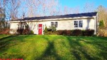 61 Rochdale Rd Poughkeepsie, NY 12603