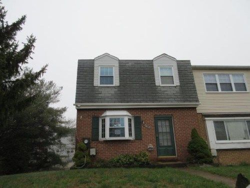 23 Kintore Ct, Parkville, MD 21234