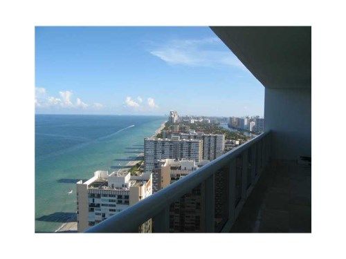 1850 S OCEAN DR # 3703, Hallandale, FL 33009