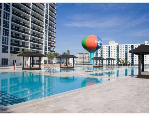 1800 S Ocean Dr # 1002, Hallandale, FL 33009