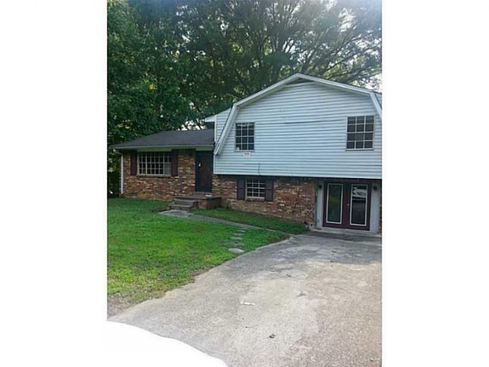 9232 Homewood Drive, Riverdale, GA 30274