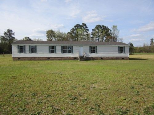 281 Wilcox Rd, Saint Pauls, NC 28384