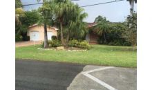 418 Sunset Dr Hallandale, FL 33009