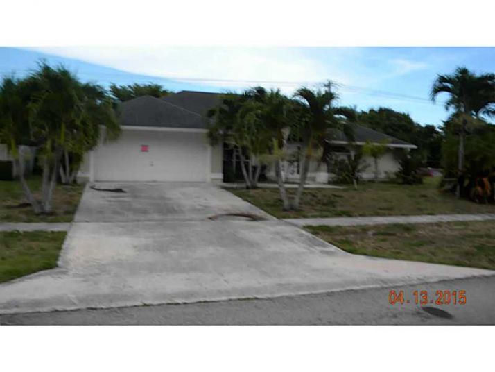 1986 LYNTON CR, West Palm Beach, FL 33414