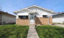 7622 W Bobolink Pl Milwaukee, WI 53218