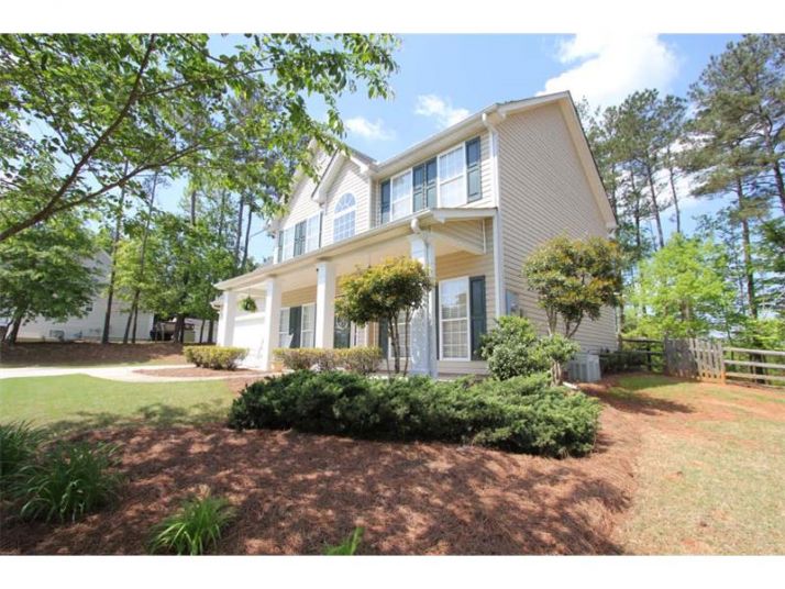 384 Vineyard Drive, Dallas, GA 30132