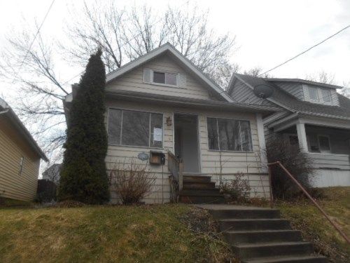 1227 E 29th St, Erie, PA 16504