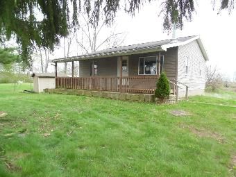 6590 Highland Ridge Rd, Lowell, OH 45744