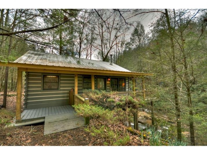 266 Cashes Valley Lane, Blue Ridge, GA 30513