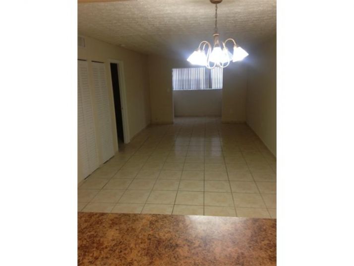 6055 W 19 AV # 217, Hialeah, FL 33012