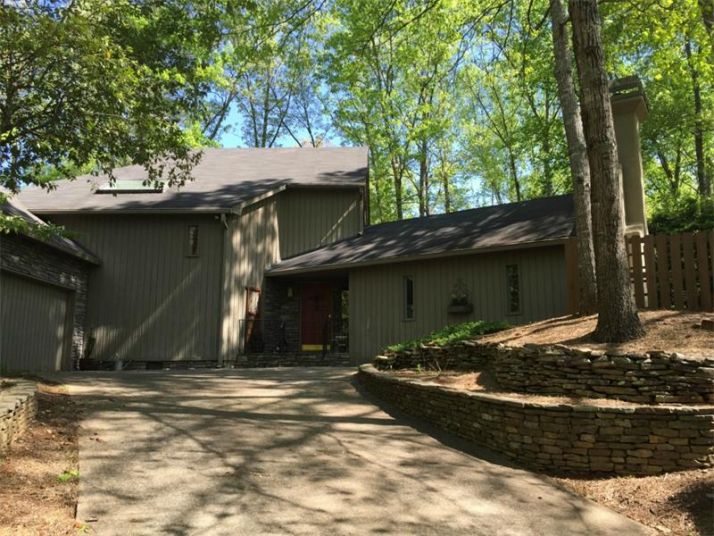 4197 Skye Trace Ne, Roswell, GA 30075