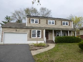 840 Girard Rd, Toms River, NJ 08753