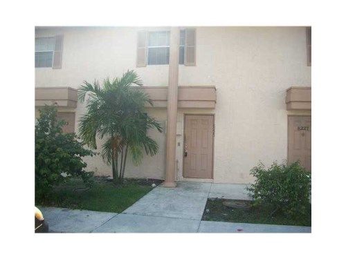 8225 FAIRWAY RD # 8225, Fort Lauderdale, FL 33351