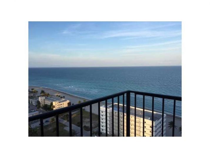 2101 S OCEAN DR # 2304, Hollywood, FL 33019