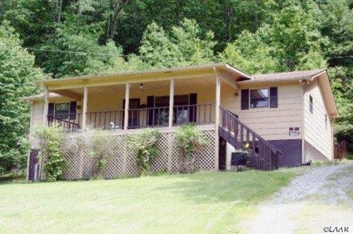 239 Hummingbird Lane, Sneedville, TN 37869