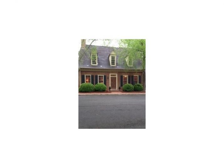 1 Nacoochee Place Nw, Atlanta, GA 30305