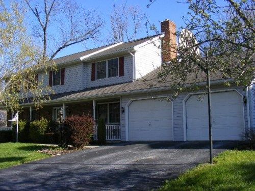 305 Russell Ave, Douglassville, PA 19518