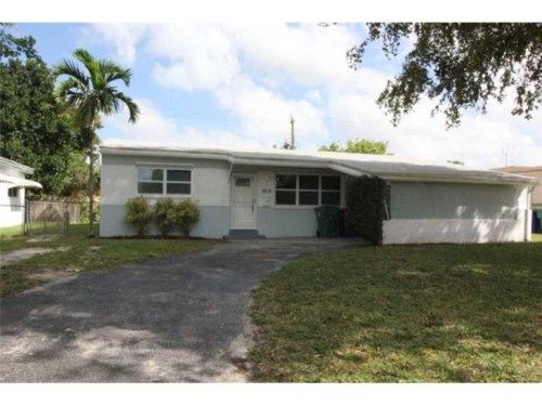 2271 BAHAMA DR, Hollywood, FL 33023